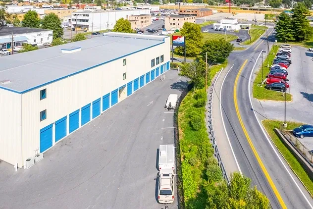 Devon Self Storage - Harrisburg drive up storage units