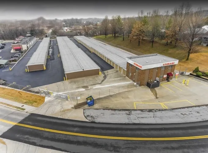Self Storage in Cape Girardeau, MO on 1678 Kingsway Drive, drone view of storage facility
