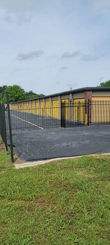 secure, gated Jackson, Mississippi Storage Uni