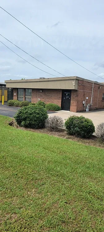 store front, entrance to Jackson, Mississippi Storage Uni