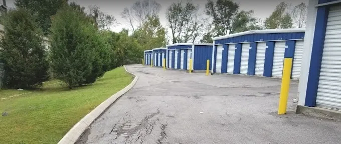 Self storage facility at 1683 FORT CAMPBELL BLVD Clarksville, TN 37042