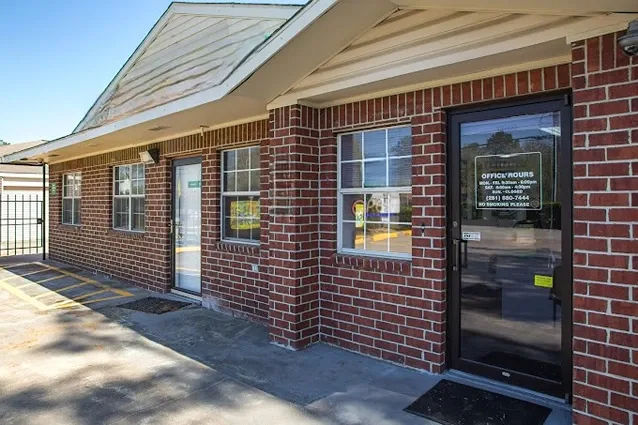 Store entrance to Devon Self Storage - 13800 Veterans Memorial Dr. entrance