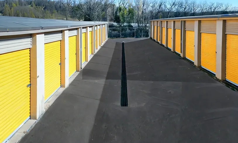 Drive up storage Devon Self Storage - West Street