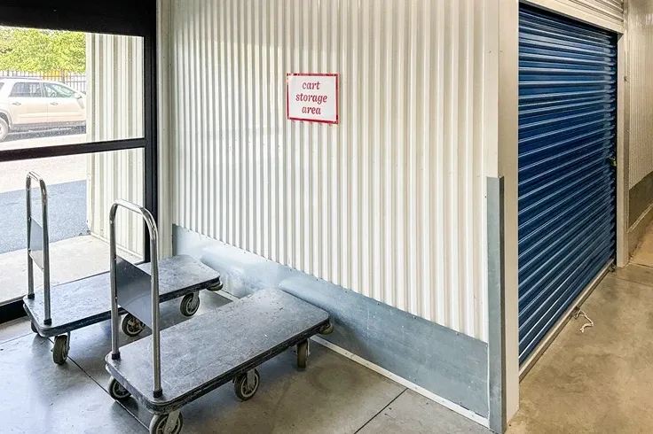 Devon Self Storage - Harrisburg dollies and door
