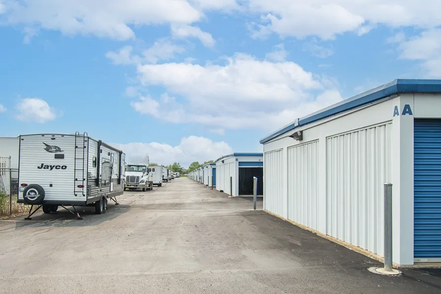 Exterior Image of Parking Spaces at Devon Self Storage Lynwood, IL