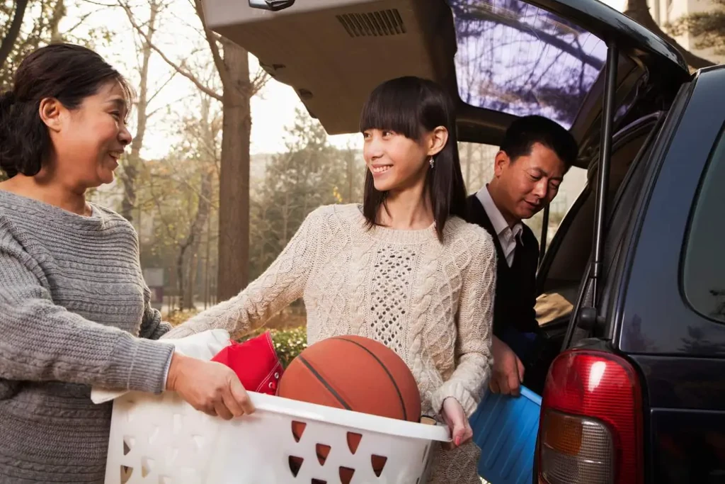 Featured image for Essential Moving Tips: What To Know Before Heading Back to College