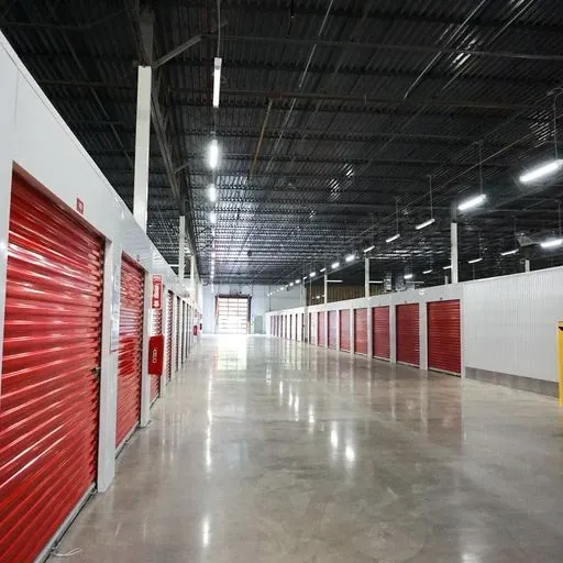 Drive-up units at Devon Self Storage in Macon.