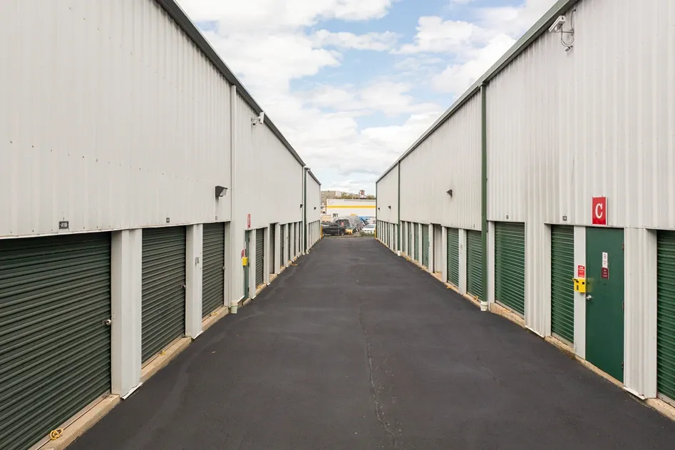 wide lanes to drive up storage unit in Lowell, MA on Duren Ave