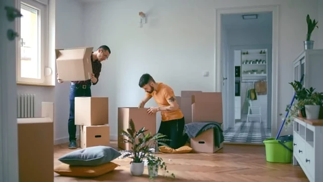 Featured image for How to Pack Fast: 5 Quick Tips