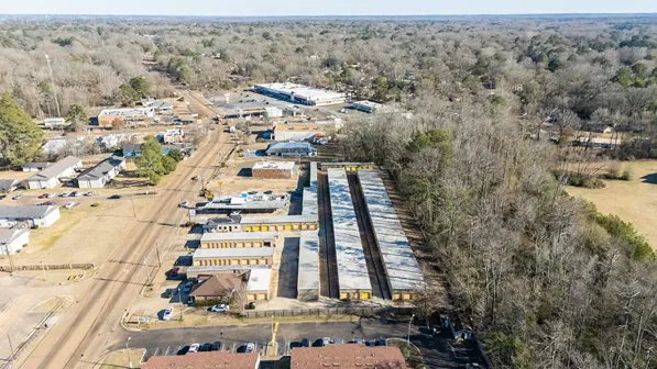 Exterior drone image of Devon Self Storage in Jackson Mississippi