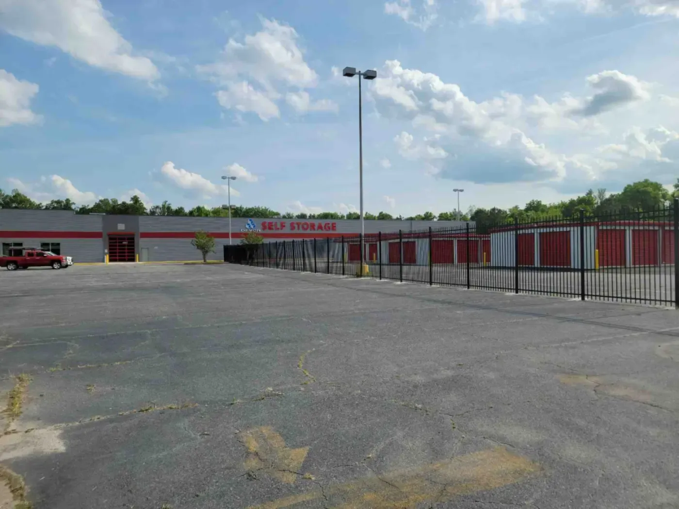 Exterior of Devon Self Storage in Macon.