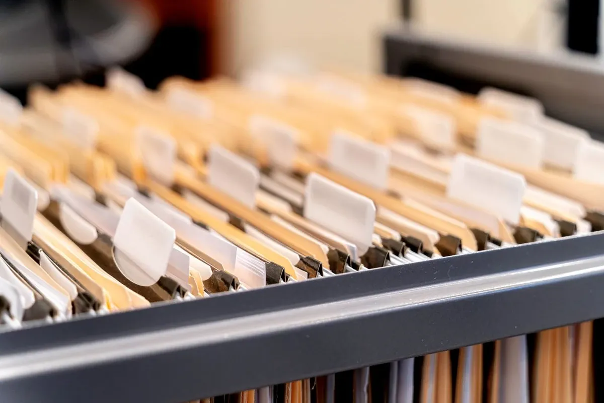 hanging-files-in-a-file-cabinet.jpg