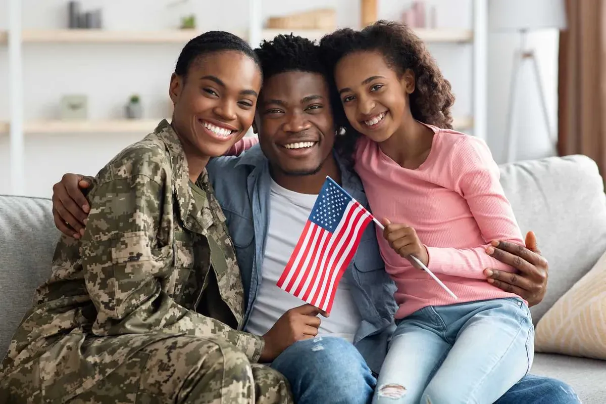 military-family.jpg