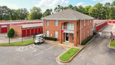 Exterior Image of Devon Self Storage Office