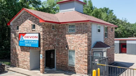 Entrance to Self Storage Units in Conroe, TX, on Gladstell Road
