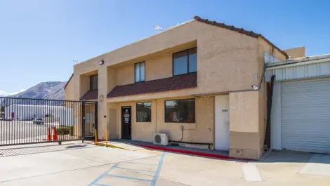 North Palm Spring California storage facility entrance area