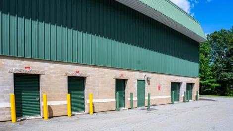 Self Storage in Tewksbury, MA, drive up storage