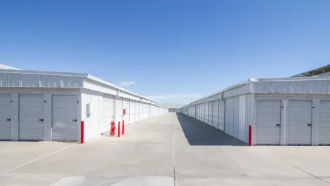 Clean, Outdoor storage units in North Palm Spring California