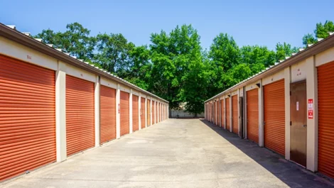 Drive up storage access to Devon Self Storage Haze in Orangevale, CA,