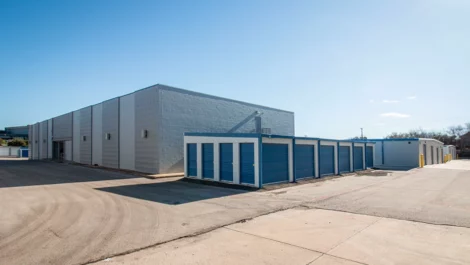 Drive up storage option, Self Storage in Southwest Fort Worth, TX