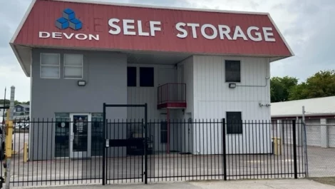 Devon Self Storage Southwest Austin's store front