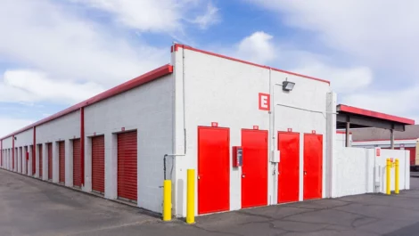 OutdoMesa Arizona, Devon Self Storage, Mesa Arizonaor, clean, drive up storage Devon Self Storage - West Mesa