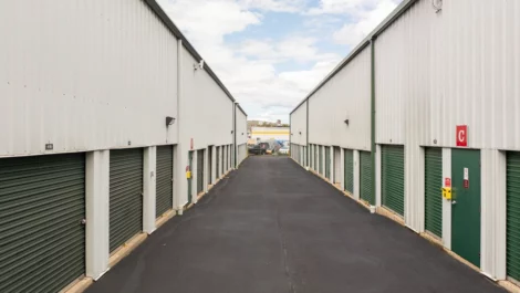 wide lanes to drive up storage unit in Lowell, MA on Duren Ave