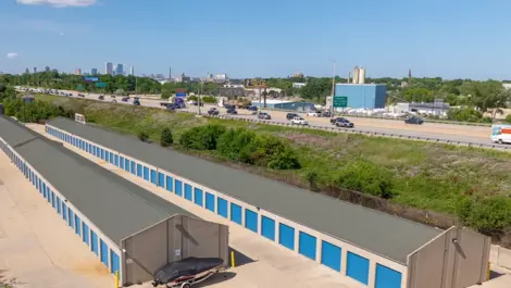 Exterior Image of Devon Self Storage outdoor units in Milwaukee, WI