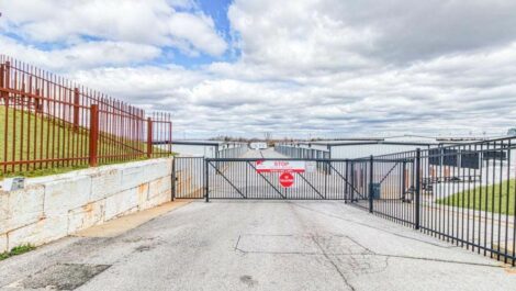 Entrance Devon Self Storage in Yukon, Oklahoma