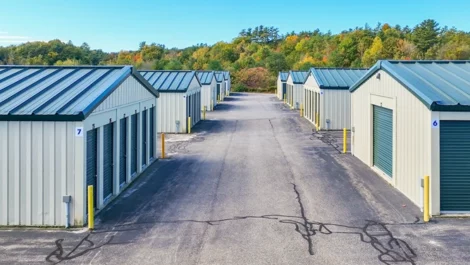 Self Storage in Falmouth, ME, drive up