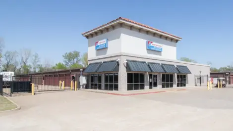Exterior front entrance self storage facility in Bixby, OK at Devon Self Storage Bixby