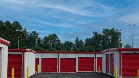 Drive-up units at Devon Self Storage in Macon.