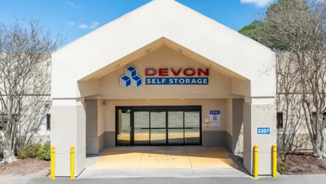 Entrance to Devon Self Storage - 2207 Pinhook RD