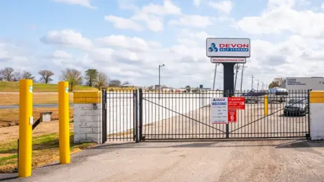 Devon Self Storage font gate Baton Rouge, LA