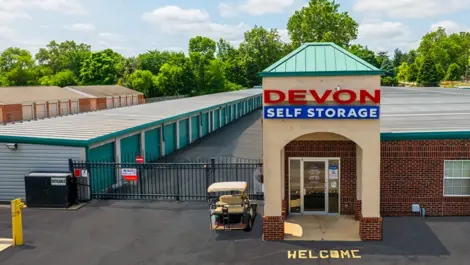 Devon Self Storage front entrance Coliseum Blvd