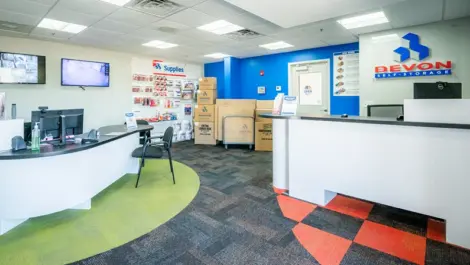 Front office with packing supplies Kenosha, WI