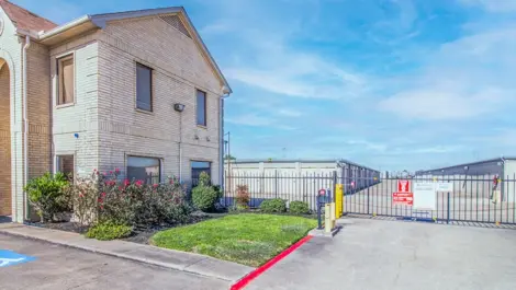 Devon Self Storage in Katy, TX gated entry