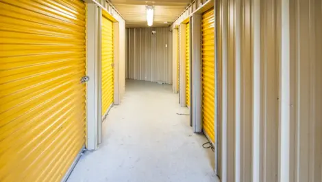 Devon Self Storage in Pinehurst, TX, indoor storage units