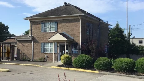 Store front storage facility, Devon Self Storage - Dixie Highway