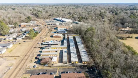 Exterior drone image of Devon Self Storage in Jackson Mississippi