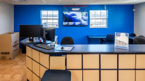 Devon - Interior Office