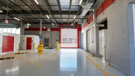 Drive thru storage units in Springfield, MA. Wide lanes to drive up and unload.