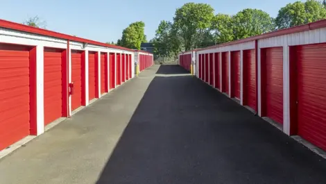 Devon Self Storage Kauffman Ave. Vancouver, WA Exterior Units