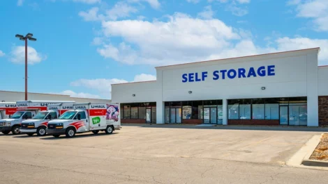 Storefront storage in Lawrence KS