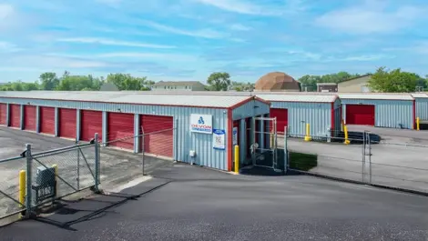 Devon Self Storage facility in Monee, IL