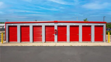 Devon Self Storage - Racine/Grange Ave Units