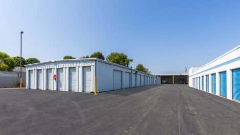 Devon - Exterior Drive Up Units, in Troy, IL on 1585 Troy O'Fallon Rd