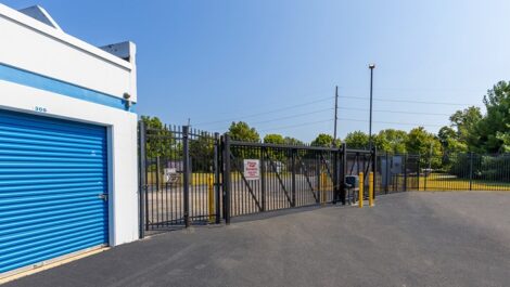 Devon - Exterior Gate Access, in Troy, IL on 1585 Troy O'Fallon Rd