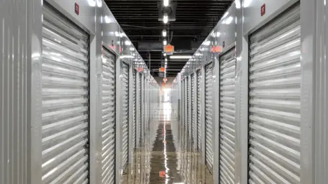 Clean storage units in Baton Rouge, Indoor Storage, Devon Self Storage - Baton Rouge