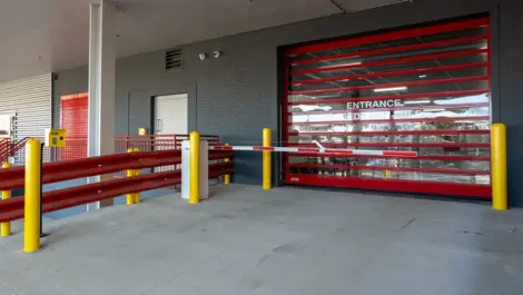 Drive Thru , Drive Up Storage Baton Rouge